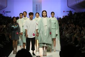 时装周快讯丨香港服装学院服装设计毕业作品展演